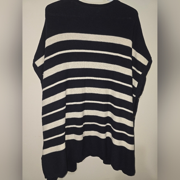 Talbots NWT Loose Fit, Knitted Sweater Vest - Picture 3 of 7